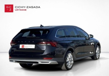 Skoda Octavia IV Scout 2.0 TDI 150KM 2022 Skoda Octavia Scout 2.0 TDI 4x4 150KM Matrix HeadUp Ambiente Kessy El.Klap, zdjęcie 4