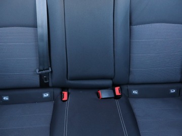 Toyota Avensis III Wagon Facelifting 2015 1.8 Valvematic 147KM 2017 Toyota Avensis 1.8 Valvematic, Salon Polska, zdjęcie 9