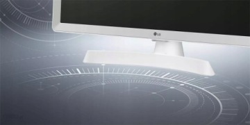 24-дюймовый HD-телевизор KRUGER&MATZ со светодиодной подсветкой, 230/12 В, DVB-T2, АВТОБУСНАЯ КАМЕРА ДЛЯ ЯХТЫ + БЛОК ПИТАНИЯ