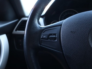 BMW Seria 3 F30-F31-F34 Limuzyna Facelifting 1.5 318i 136KM 2018 BMW 3 318 i, Salon Polska, Automat, Skóra, Navi, zdjęcie 15