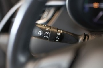 Toyota C-HR I Crossover Facelifting 1.8 Hybrid 122KM 2020 Toyota C-HR 1.8 Hybrid Selection 1.8 Hybryda 122KM, zdjęcie 18