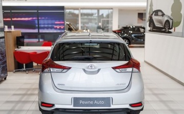 Toyota Auris II Hatchback 5d Facelifting 1.33 Dual VVT-i 99KM 2015 Toyota Auris 1.33 VVT-i Active 1.3 Benzyna 99KM, zdjęcie 4