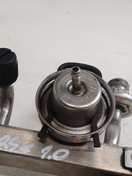 LISTWA WTRYSKOWA 0280151004 OPEL CORSA B 1.0B 98r.