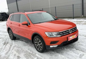 Volkswagen Tiguan II 2019 Volkswagen Tiguan 4x4 Tiguan 2.0 TSI 180 KM 2019r 135.000 km Warszawa, zdjęcie 1