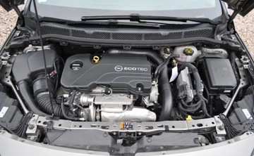 Opel Astra K Hatchback 5d 1.4 Turbo 150KM 2016 Opel Astra AUTOMAT 1.4 Turbo Benzyna Cz. Parkowania Kamera cofania 1.4, zdjęcie 29