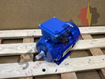 silnik elektryczny 3kW 900obr. 3fazowy 112B3