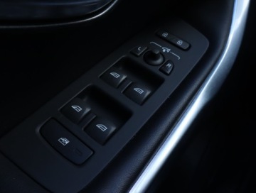 Volvo S40 II 2015 Volvo V40 2.0 D2, Skóra, Navi, Klima, Klimatronic, zdjęcie 15