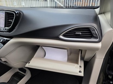 Chrysler Pacifica II 3.6 V6 291KM 2022 chrysler pacifica TOURING L V6 3.6l 291KM * F.VAT23% * Pedantyczny stan, zdjęcie 34