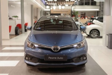 Toyota Auris II Hatchback 5d Facelifting 1.6 Valvematic 132KM 2018 Toyota Auris 1.6 Comfort 1.6 Benzyna 132KM, zdjęcie 1