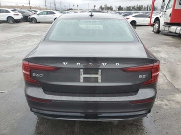 Volvo S60 III 2024 Volvo S60 Ultimate 2024 2.0l 2.0 Benzyna 247KM, zdjęcie 2