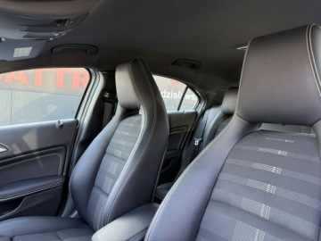 Mercedes Klasa A W176 Hatchback 5d Facelifting 200 156KM 2017 Mercedes A 200 AUTOMAT. ASYSTENT. 1.6 BEN., zdjęcie 14