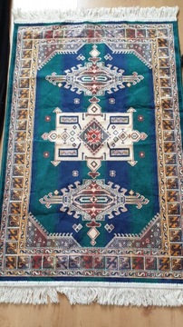 DOM W LIKWIDACJI CHODNIK/KILIM PIĘNY WZÓR I KOLORY
