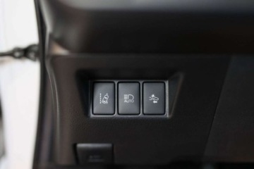 Toyota Yaris III Hatchback 5d Facelifting 1.0 VVT-i 69KM 2017 Toyota Yaris 1.0 Active Benzyna 69KM, zdjęcie 30