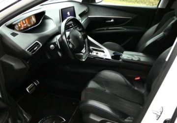 Peugeot 3008 II Crossover 1.5 BlueHDI 130KM 2018 Peugeot 3008 Peugeot 3008 1.5 BlueHDi Allure SampS EAT8 1.5 Diesel 130KM, zdjęcie 15