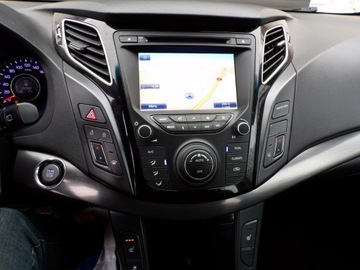 Hyundai i40 Kombi 1.6 GDI 135KM 2013 Hyundai i40 XENON KLIMATRONIC LED 1,6 135KM, zdjęcie 18