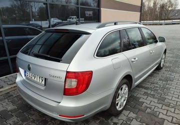 Skoda Superb II Kombi 2.0 TDI CR DPF 140KM 2013 Skoda Superb Skoda Superb II Bogate wyposazenie 2.0 Diesel 140KM, zdjęcie 4