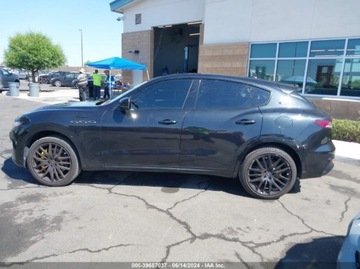Maserati Levante 2022 Maserati Levante Modena 2022 AWD 3.0 V6 3.0 Benzyna 424KM, zdjęcie 1