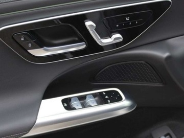 Mercedes Klasa E W214 Sedan 2.0 220d 197KM 2025 E Klasa 220 d 4-Matic AMG 2.0 (197KM) 2025, zdjęcie 11