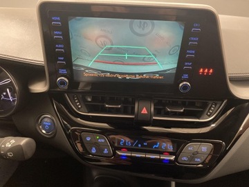 Toyota C-HR I Crossover Facelifting 1.8 Hybrid 122KM 2022 Toyota C-HR 1.8 Hybrid GPF Comfort Toyota C-HR 1.8, zdjęcie 16