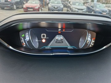 Peugeot 3008 II Crossover 1.2 PureTech 130KM 2019 Peugeot 3008 Automat. Virtual kokpit. Navigacja, zdjęcie 27