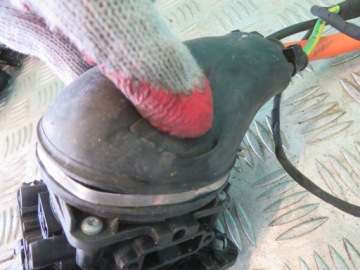 Mercedes W205 C Зарядка гнета