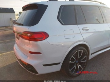 BMW X7 2022 BMW X7 2022 r., 3,0L XDRIVE40I 3.0 Benzyna 335KM, zdjęcie 3