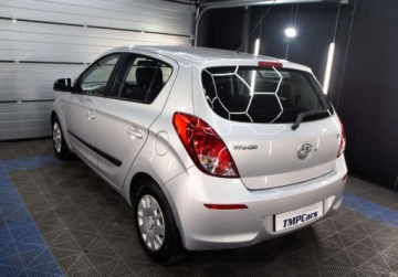 Hyundai i20 I Hatchback 5d Facelifting 1.2 DOHC 85KM 2012 Hyundai i20 1.2 Benzyna 85KM, zdjęcie 23