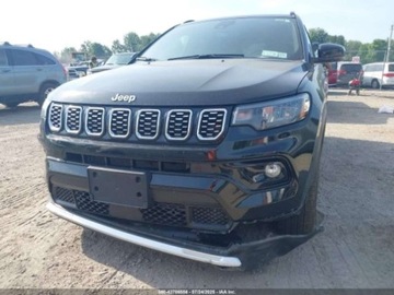 Jeep Compass II 2024 Jeep Compass 2024 Jeep Compass Limited 4x4 2.0 Benzyna 200KM, zdjęcie 9