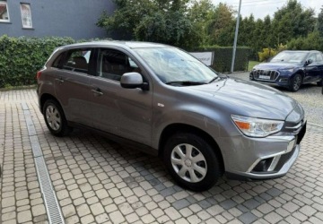 Mitsubishi ASX I SUV Facelifting 2016 1.6 117KM 2018 Mitsubishi ASX 1,6 117KM Klima Navi Kamera Serwis 1.6 Benzyna 117KM, zdjęcie 3