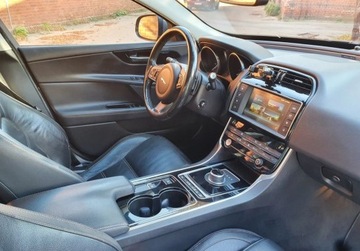 Jaguar XE 2017 Jaguar XE 35T AWD SPORT GetHelp 3.0 Benzyna 340KM, zdjęcie 9