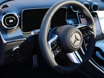 Mercedes GLC C254/X254 Coupe 2.0 200 204KM 2025 MERCEDES-BENZ GLC 200 4-Matic AMG Line Suv 204KM 2025, zdjęcie 4