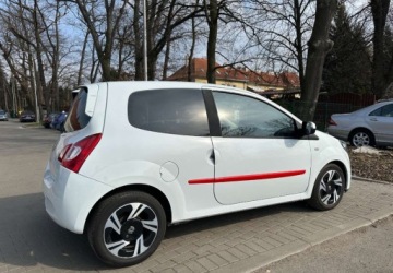 Renault Twingo II Hatchback 3d Facelifting 1.5 dCi 85KM 2013 Renault Twingo Piekna Wersja, Dynamiczne 1.5 Diesel 85KM, zdjęcie 4