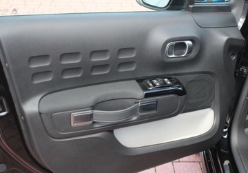 Citroen C3 III Hatchback Facelifting 1.2 PureTech 83KM 2023 Citroen C3 Shine od RiA 1.2 Benzyna 83KM, zdjęcie 11