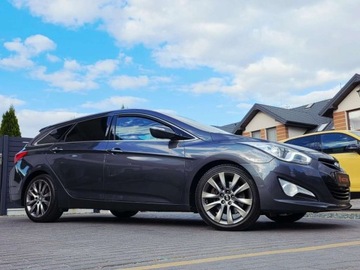 Hyundai i40 Kombi 1.7 CRDi HIGH 136KM 2014 Hyundai i40 Premium 1.7CRDi 136KM Skora Led Navi Kamera Panorama Keyless G