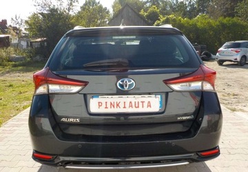 Toyota Auris II 2016 Toyota Auris Okazja 1.8 Hybryda 100KM, zdjęcie 6