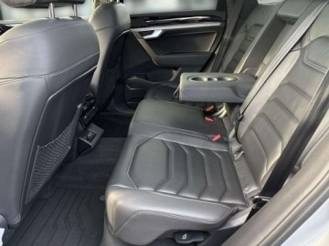 Volkswagen Touareg III SUV 3.0 V6 SCR TDI 286KM 2018 Volkswagen Touareg R-Line DCC Matrix LED Tempomat ACC Panorama Serwis, zdjęcie 12