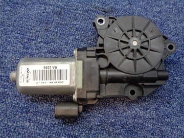 MOTOREK OKNO FIAT CROMA 2 II 2005-2011R. PRAVÝ ZADNÍ