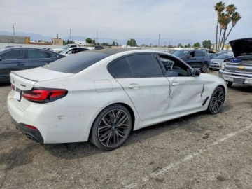 BMW Seria 5 G90-91 2023 BMW Seria 5 540 I 2023 3.0 Benzyna 335KM, zdjęcie 3