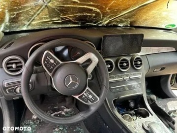 Mercedes Klasa C W205 Limuzyna Facelifting 1.6 C180 156KM 2019 Mercedes-Benz Klasa C 1.6 Benzyna 156KM, zdjęcie 7