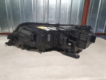 ФОНАРЬ ПЕРЕДНИЙ ПРАВЫЙ SKODA OCTAVIA III LIFT