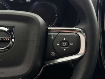 Volvo XC40 Crossover Plug-In Facelifting 1.5 T4 211KM 2022 Volvo XC 40 T4 Start Plug In Kamera cofania Ambiente Nawigacja CarPlay, zdjęcie 22