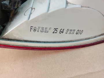MERCEDES B TŘÍDA W-245 05-11 LEVÝ ZADNÍ SVĚTLO KOMPLETNÍ A1698202564