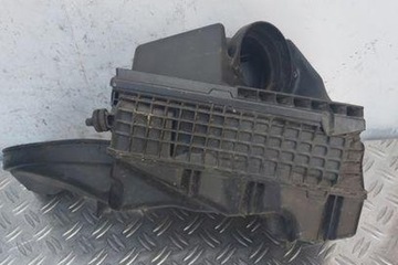 POUZDRO FILTRU VZDUCHU RENAULT LAGUNA III (BT0/1) 8200545836 2.0L DIESEL