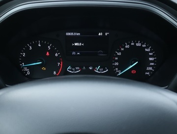 Ford Focus III Hatchback 5d facelifting 1.0 EcoBoost 100KM 2018 Ford Focus 1.0 EcoBoost, Salon Polska, Serwis ASO, zdjęcie 10