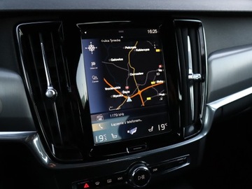 Volvo S90 II Sedan 2.0 D4 190KM 2018 Volvo S90 D4, 187 KM, Automat, Skóra, Navi, Klima, zdjęcie 11