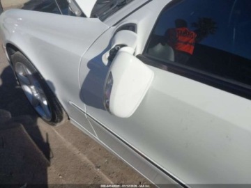 Mercedes Klasa E W212 2009 Mercedes-Benz Klasa E 550 2009 5.5 Benzyna 382KM, zdjęcie 5