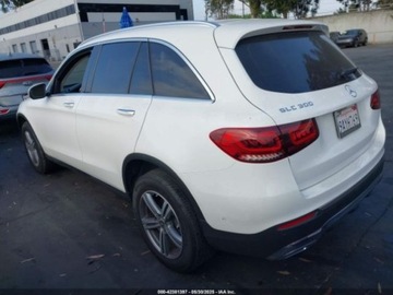 Mercedes GLC C254/X254 2022 Mercedes-Benz GLC 300 suv 2.0 Benzyna 255KM, zdjęcie 3