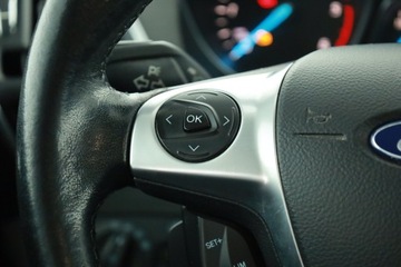 Ford Kuga II SUV 2.0 TDCi 150KM 2015 Ford Kuga 2.0 TDCi, Salon Polska, 4X4, Skóra, zdjęcie 13