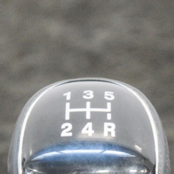 FORD B-MAX 2017 ŘADÍCÍ PÁKA / KNOFLÍK PÁKY ŘAZENÍ