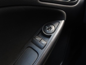 Ford Focus III Kombi Facelifting 1.6 Ti-VCT 105KM 2016 Ford Focus 1.6 i, Salon Polska, Klima, zdjęcie 15